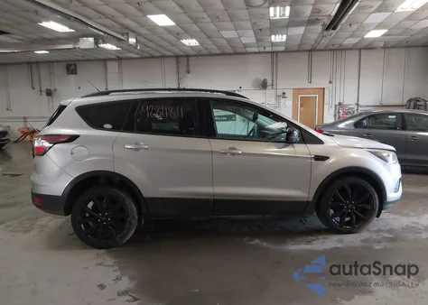 2017 Ford Escape Se из США, поврежденный, VIN 1FMCU0GD9HUC41386